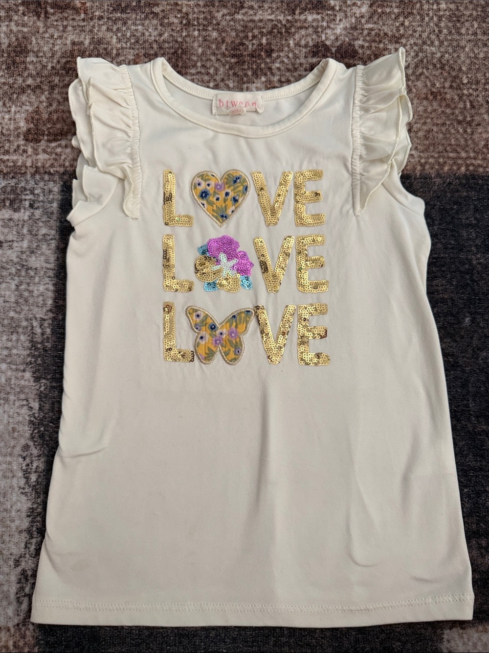 btween Cream Ruffle-Sleeve Tank with Gold Sequin LOVE